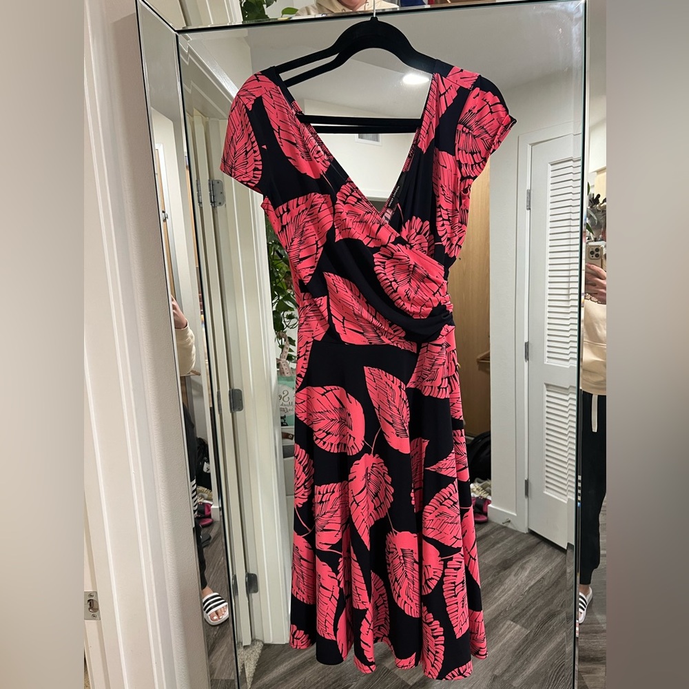 Maggy london dress size 4